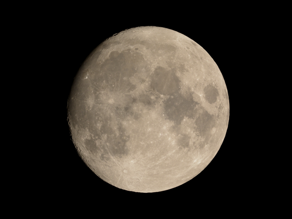 2015年1月3日21時28分 月齢12.4