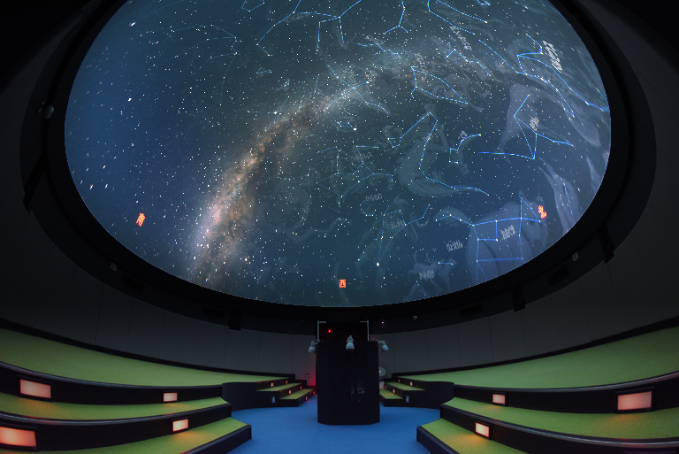 プラネタリウム投影室